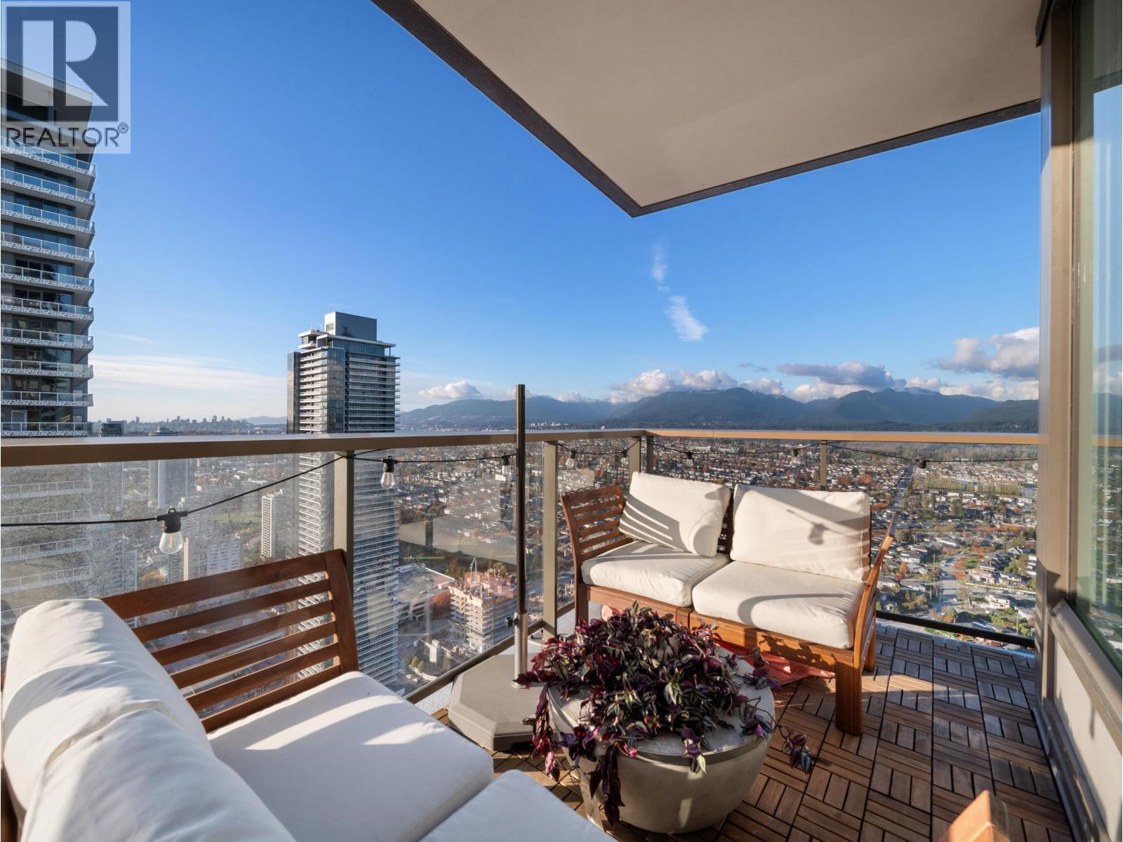 4507 4650 Brentwood Boulevard, Burnaby, BC - Outdoor With Balcony With View With Exterior