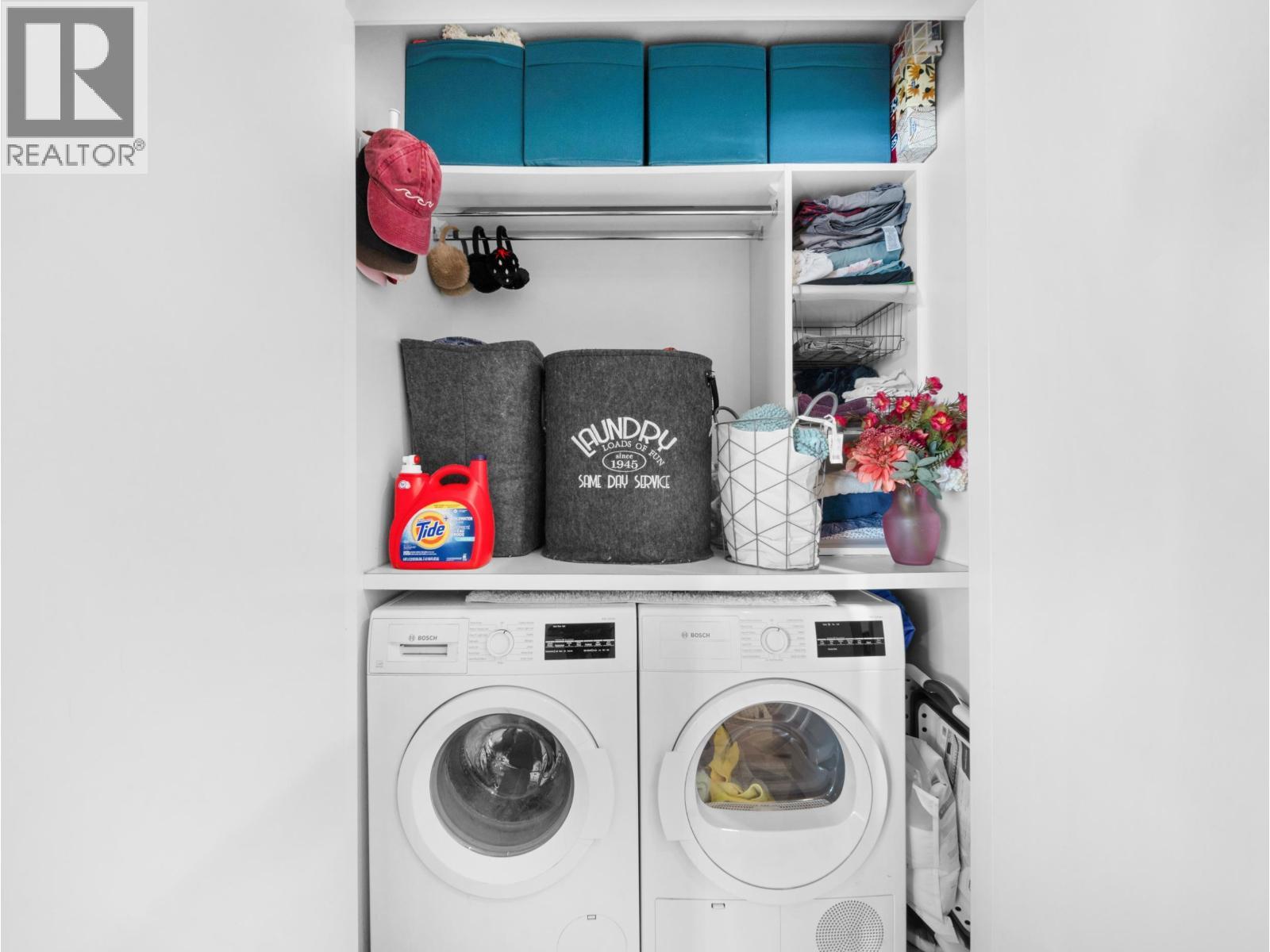 4507 4650 Brentwood Boulevard, Burnaby, BC - Indoor Photo Showing Laundry Room