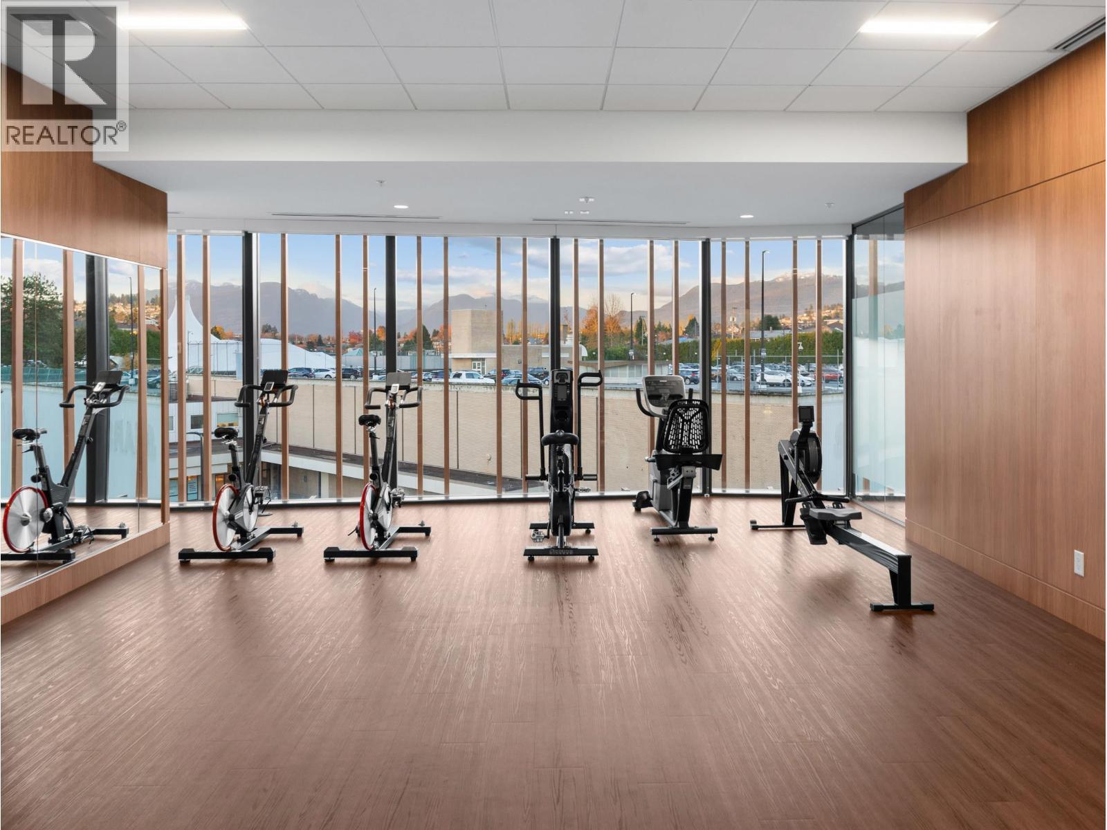 4507 4650 Brentwood Boulevard, Burnaby, BC - Indoor Photo Showing Gym Room