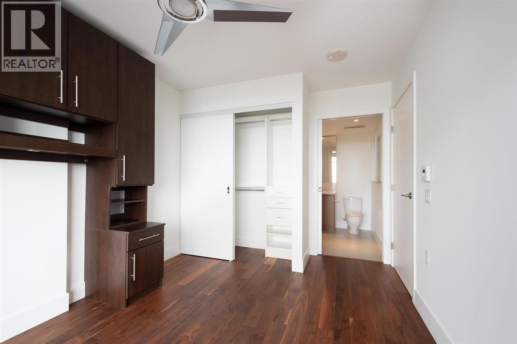 703 111 E 13Th Street, North Vancouver, BC - Indoor Photo Showing Other Room