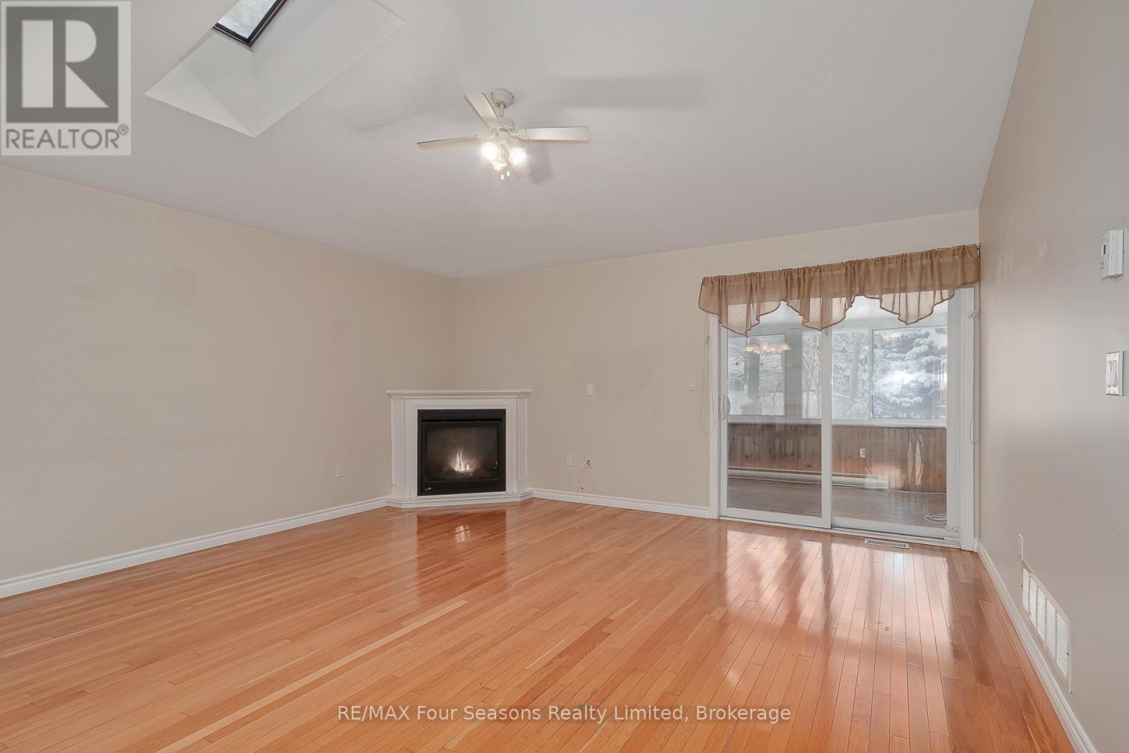 58 - 275 Huron Street, Clearview (Stayner), ON - Indoor With Fireplace