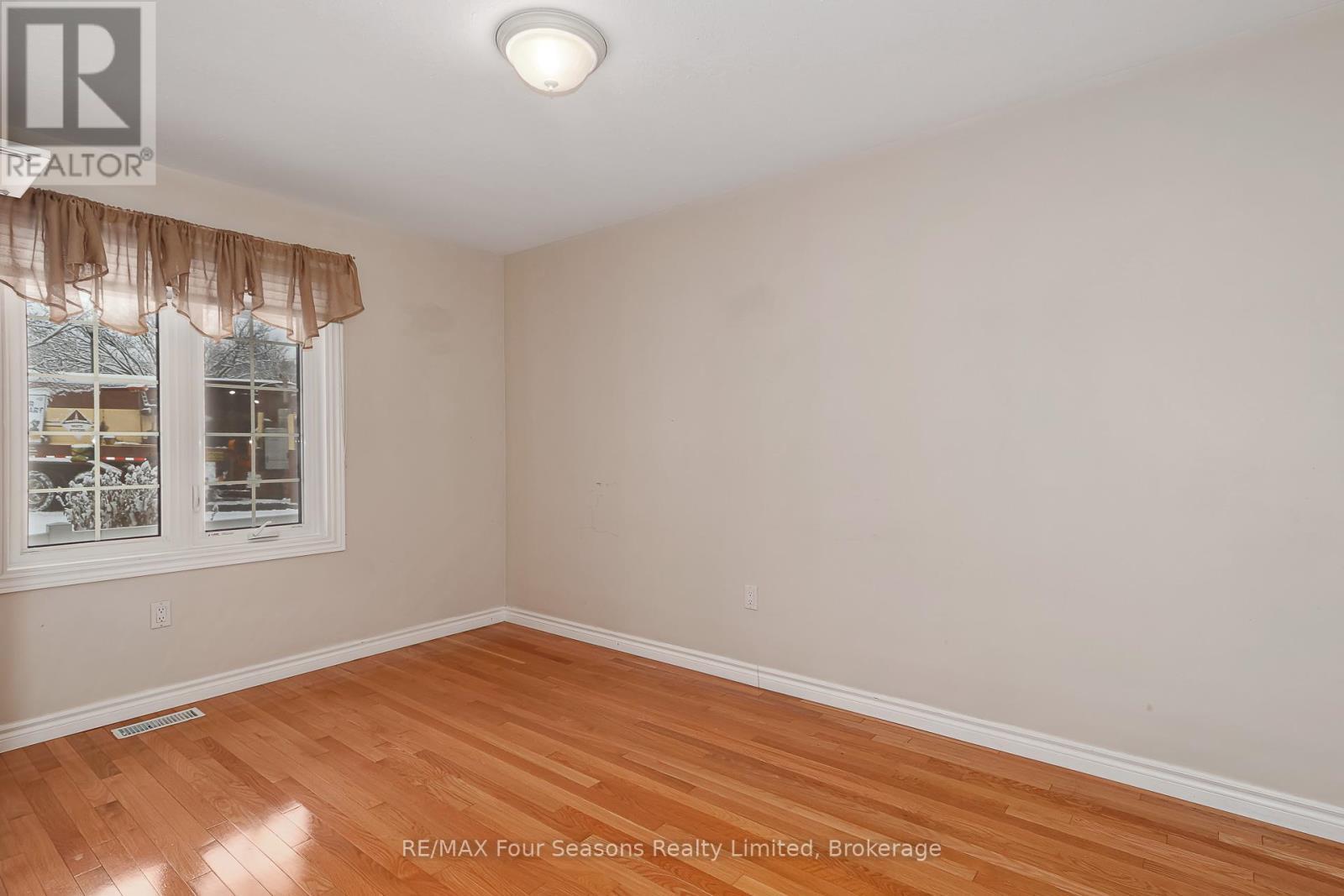 Spare Bedroom - 58 - 275 Huron Street, Clearview (Stayner), ON - Indoor Photo Showing Other Room