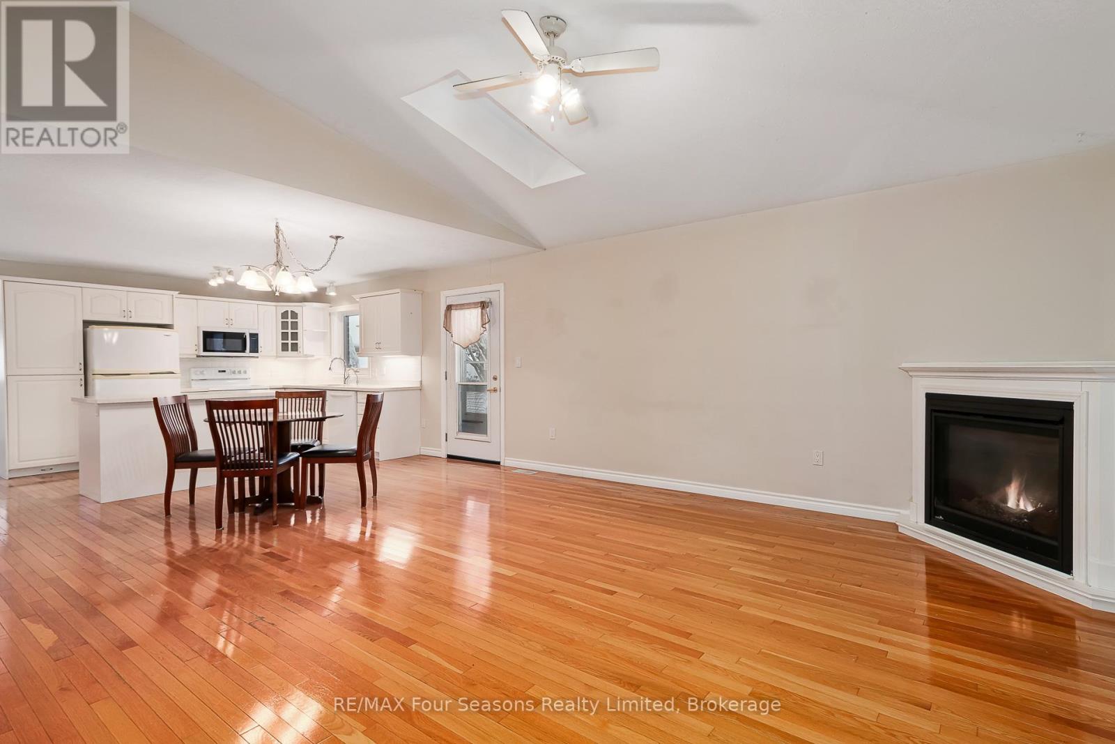 58 - 275 Huron Street, Clearview (Stayner), ON - Indoor With Fireplace