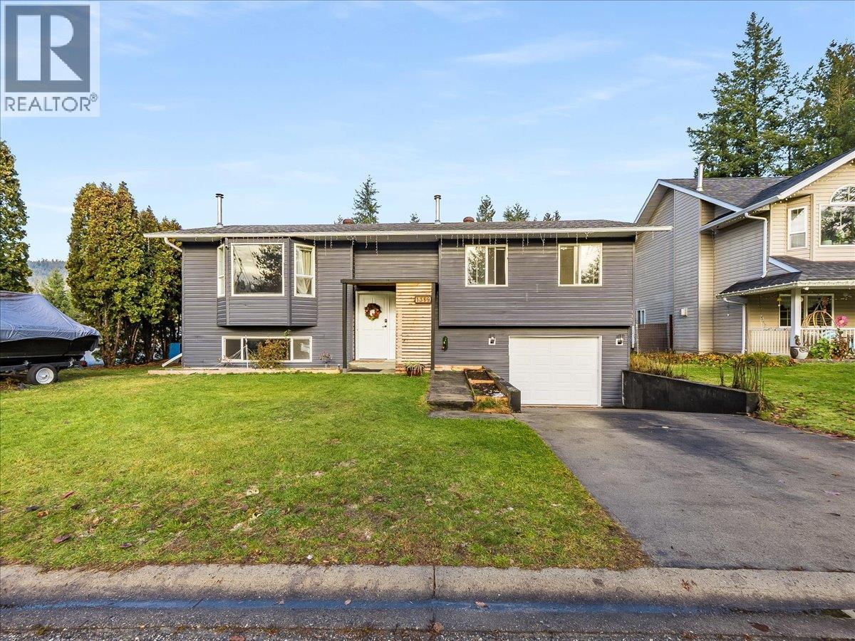 1359 Grosvenor Place, Castlegar, BC - Outdoor