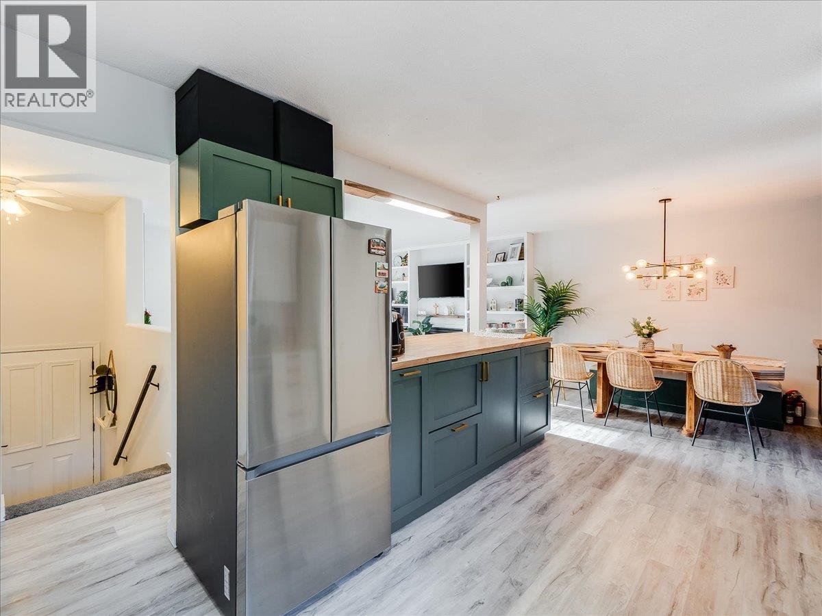 1359 Grosvenor Place, Castlegar, BC -