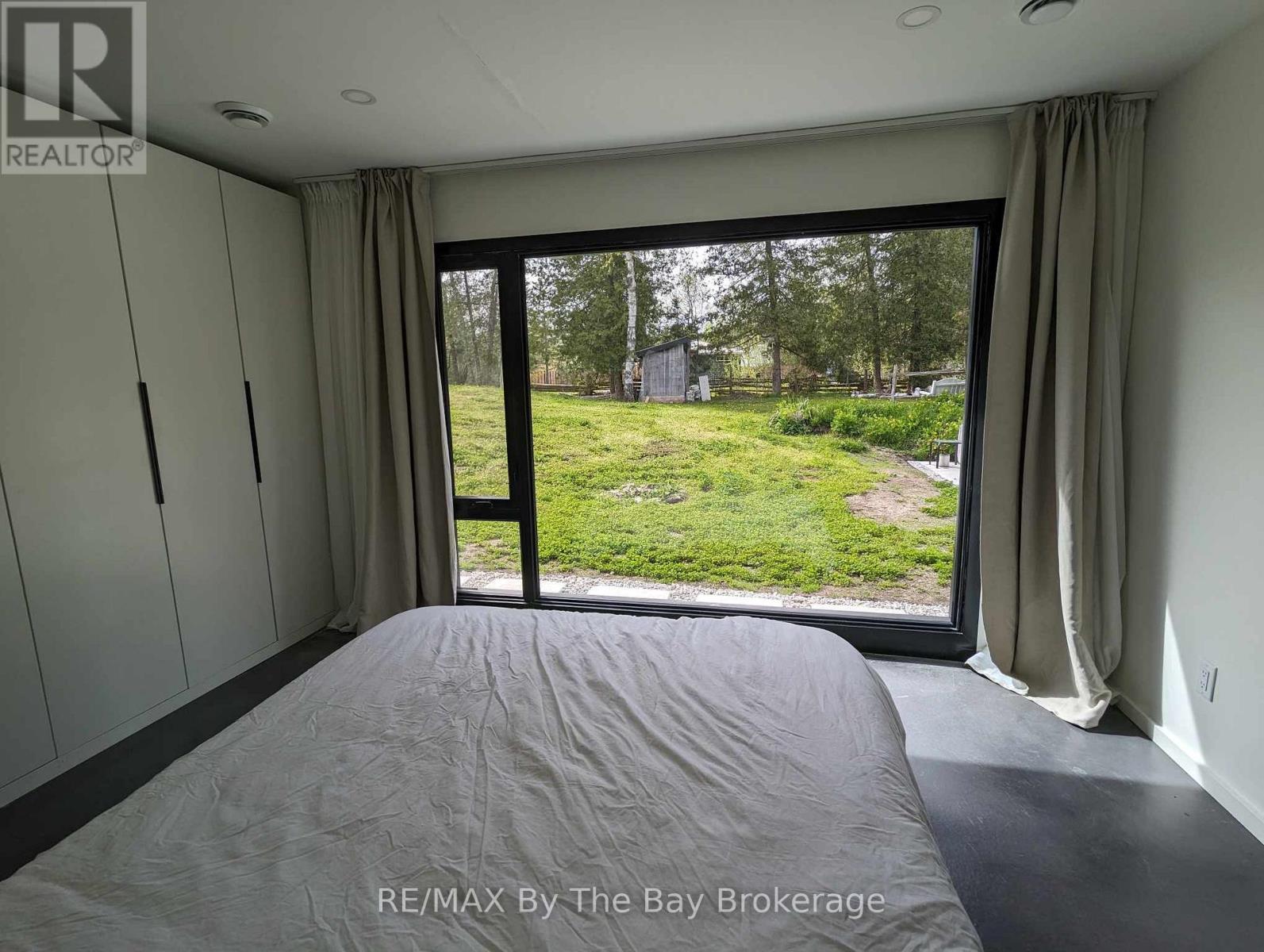 117 Glenlake Boulevard, Collingwood, ON - Indoor Photo Showing Bedroom