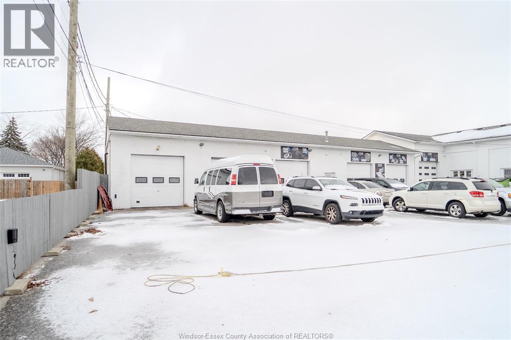 5906 Tecumseh East, Windsor, ON