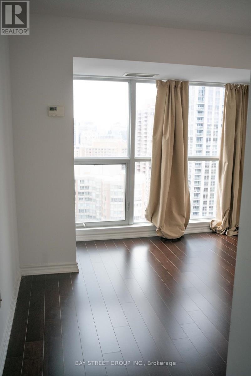 2310 - 386 Yonge Street, Toronto, ON - Indoor Photo Showing Other Room