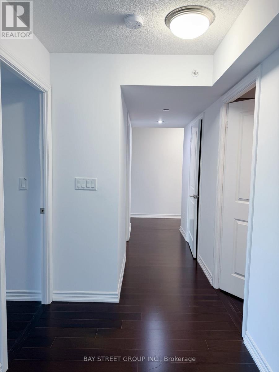 2310 - 386 Yonge Street, Toronto, ON - Indoor Photo Showing Other Room