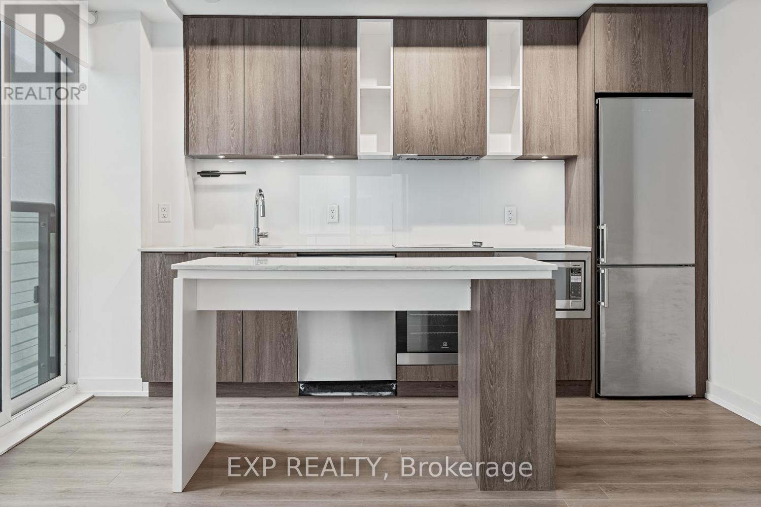 1009 - 200 Sackville Street, Toronto, ON - Indoor Photo Showing Other Room