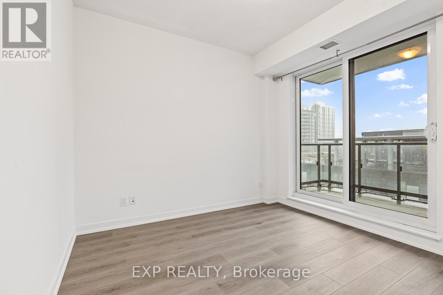 1009 - 200 Sackville Street, Toronto, ON - Indoor Photo Showing Other Room