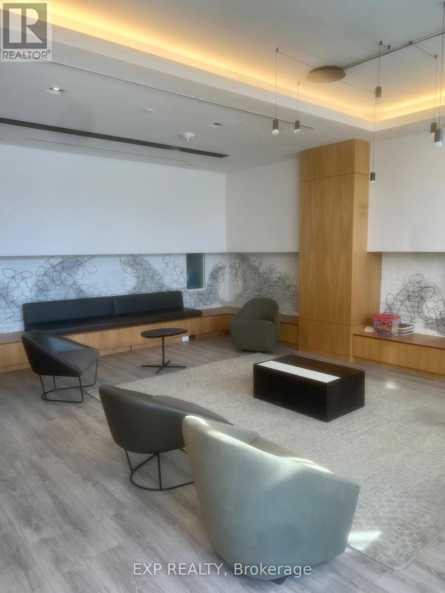 1009 - 200 Sackville Street, Toronto, ON - Indoor