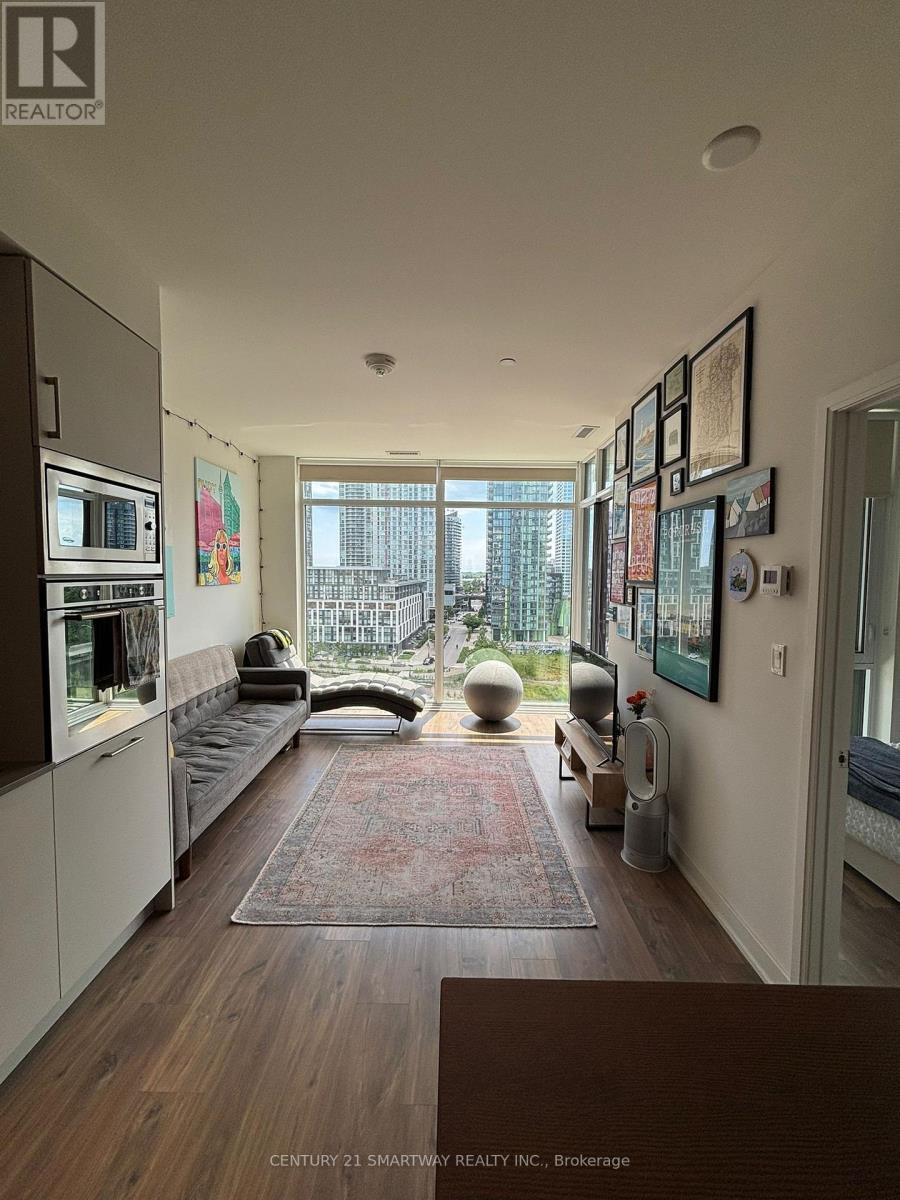 803 - 576 Front Street W, Toronto, ON - Indoor Photo Showing Other Room