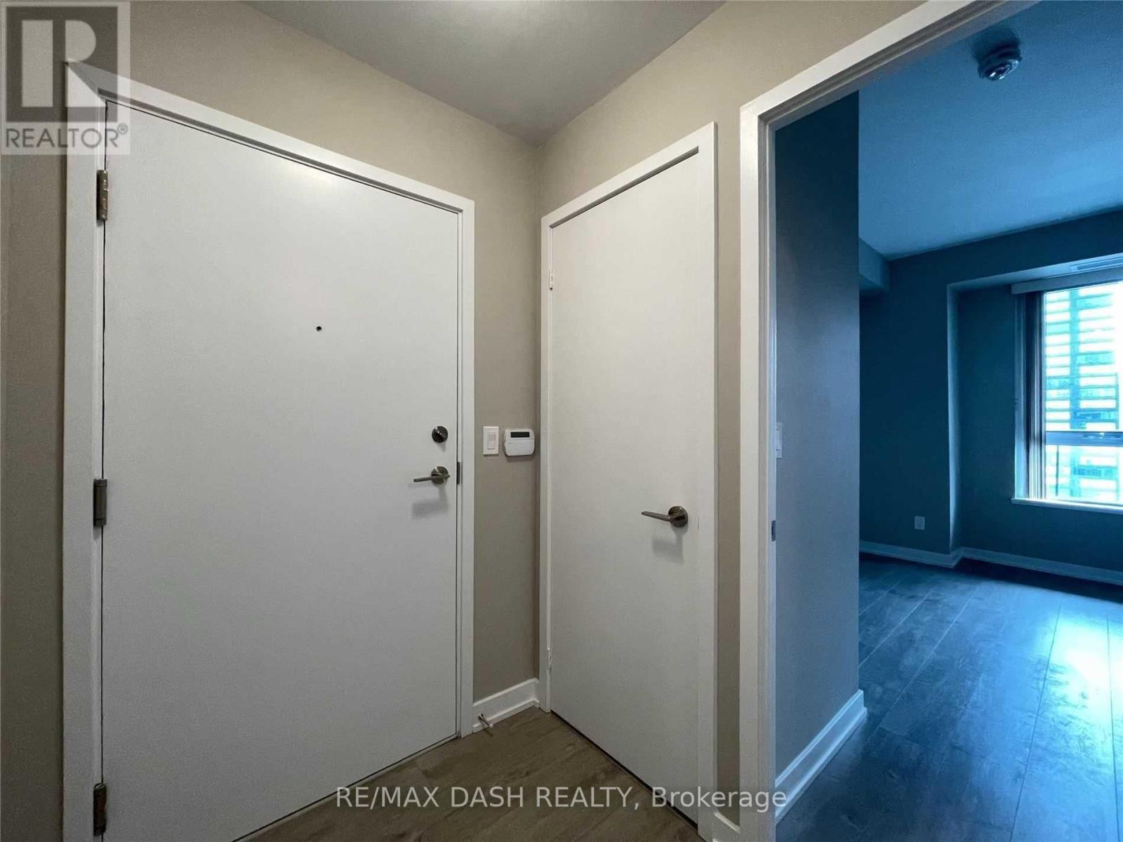 Lph01 - 181 Huron Street, Toronto, ON - Indoor Photo Showing Other Room