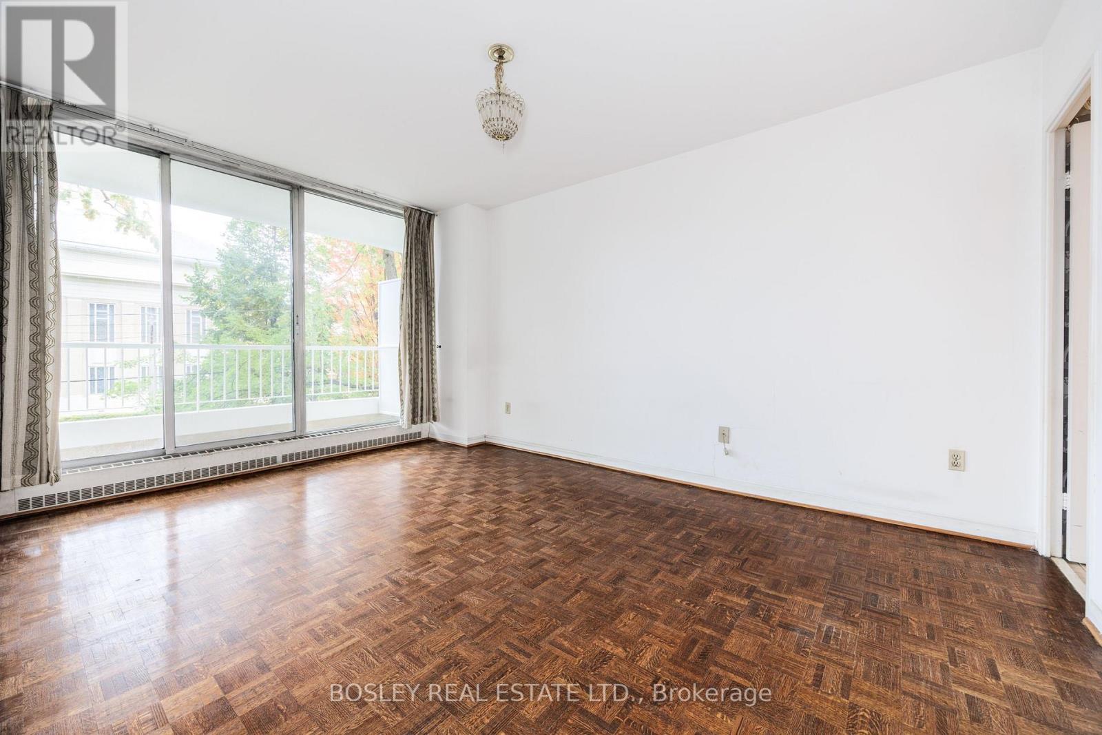 201 - 190 St George Street, Toronto, ON - Indoor Photo Showing Other Room