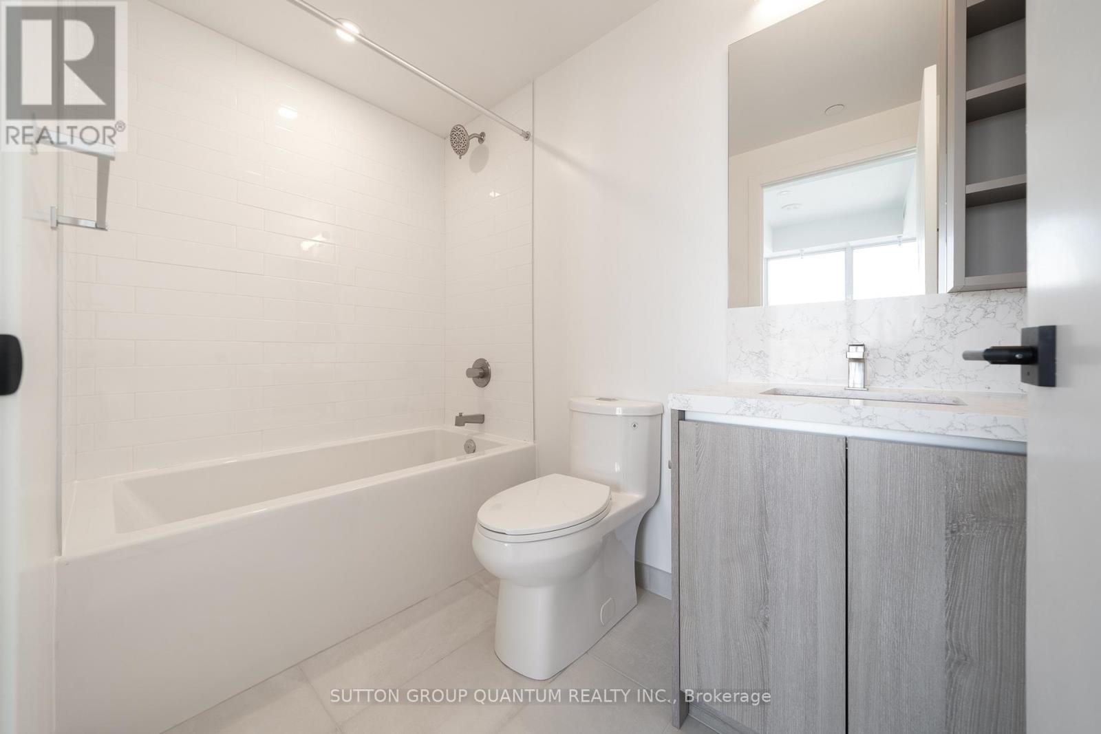 1607 - 319 Jarvis Street, Toronto, ON - Indoor Photo Showing Bathroom