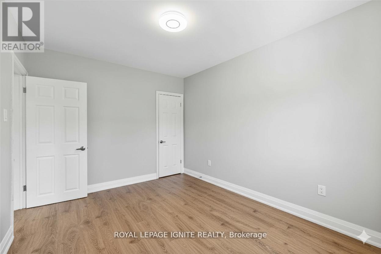 Main - 35 Archwood Crescent, Toronto, ON - Indoor Photo Showing Other Room