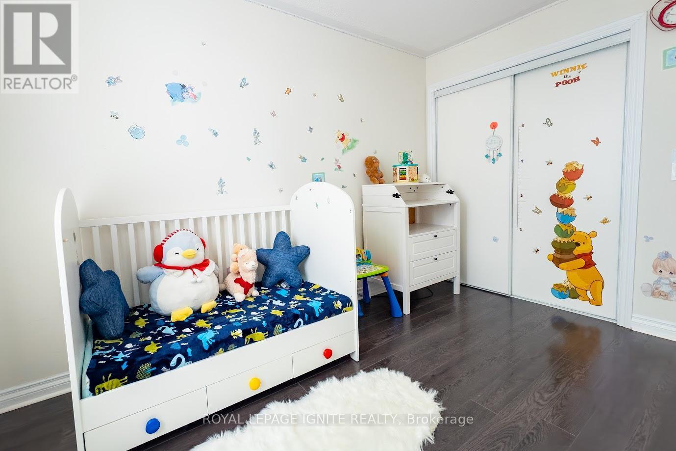 47 Tabaret Crescent, Oshawa, ON - Indoor Photo Showing Bedroom