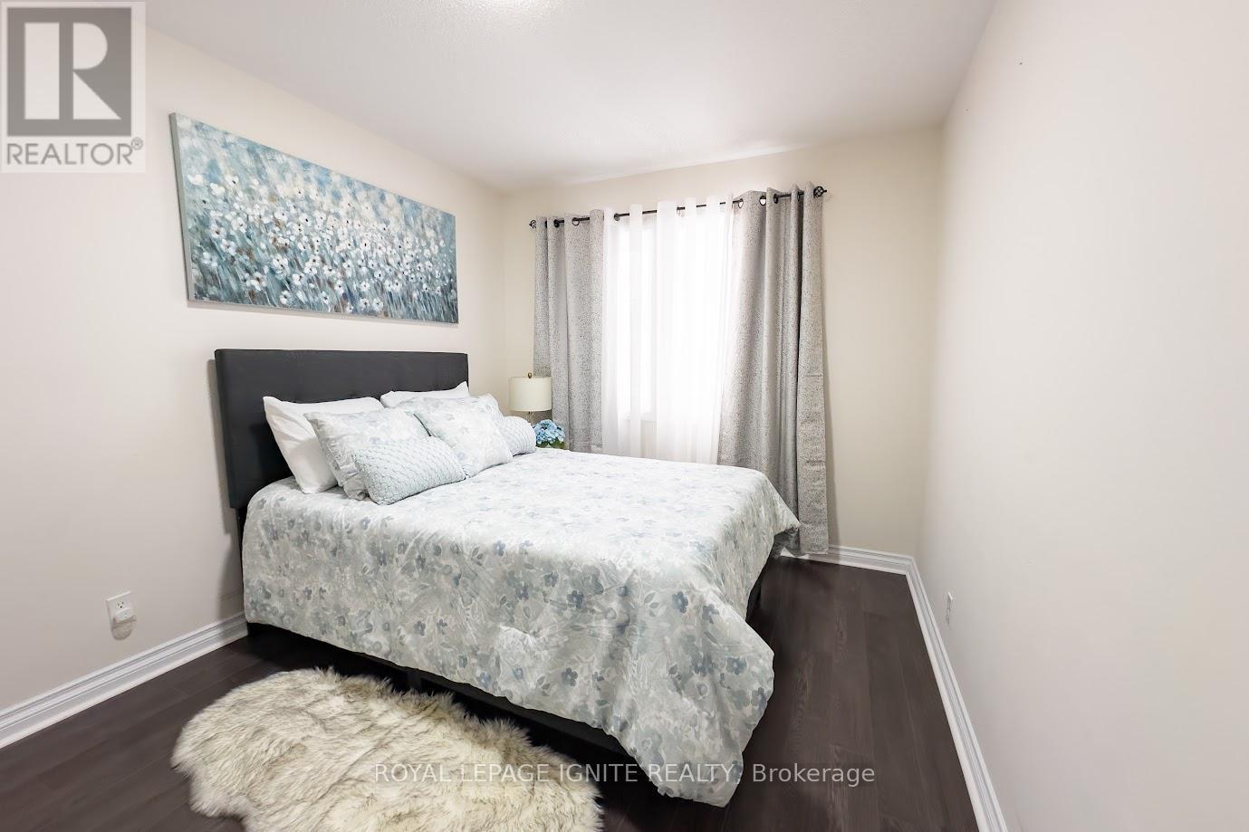 47 Tabaret Crescent, Oshawa, ON - Indoor Photo Showing Bedroom