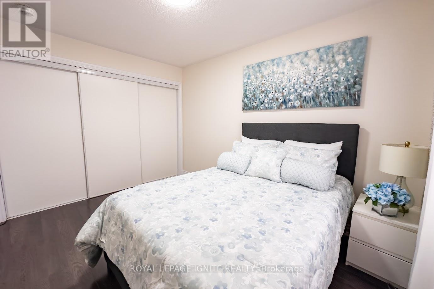 47 Tabaret Crescent, Oshawa, ON - Indoor Photo Showing Bedroom