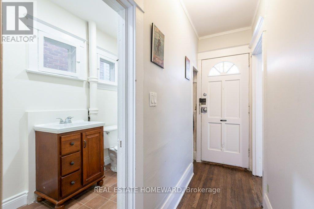 94 Bastedo Avenue, Toronto, ON - Indoor