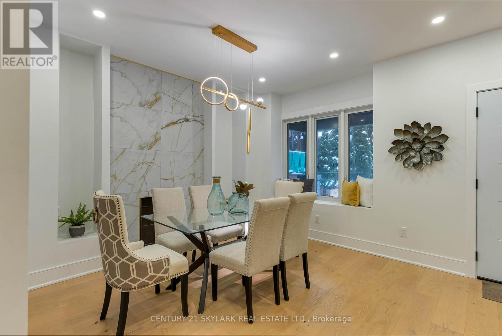 208 Gainsborough Road, Toronto, ON - Indoor Photo Showing Dining Room