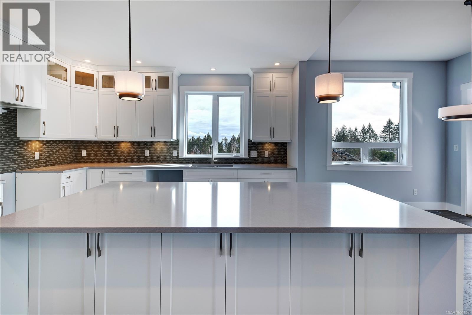 35 626 Farrell Rd, Ladysmith, BC - Indoor Photo Showing Kitchen