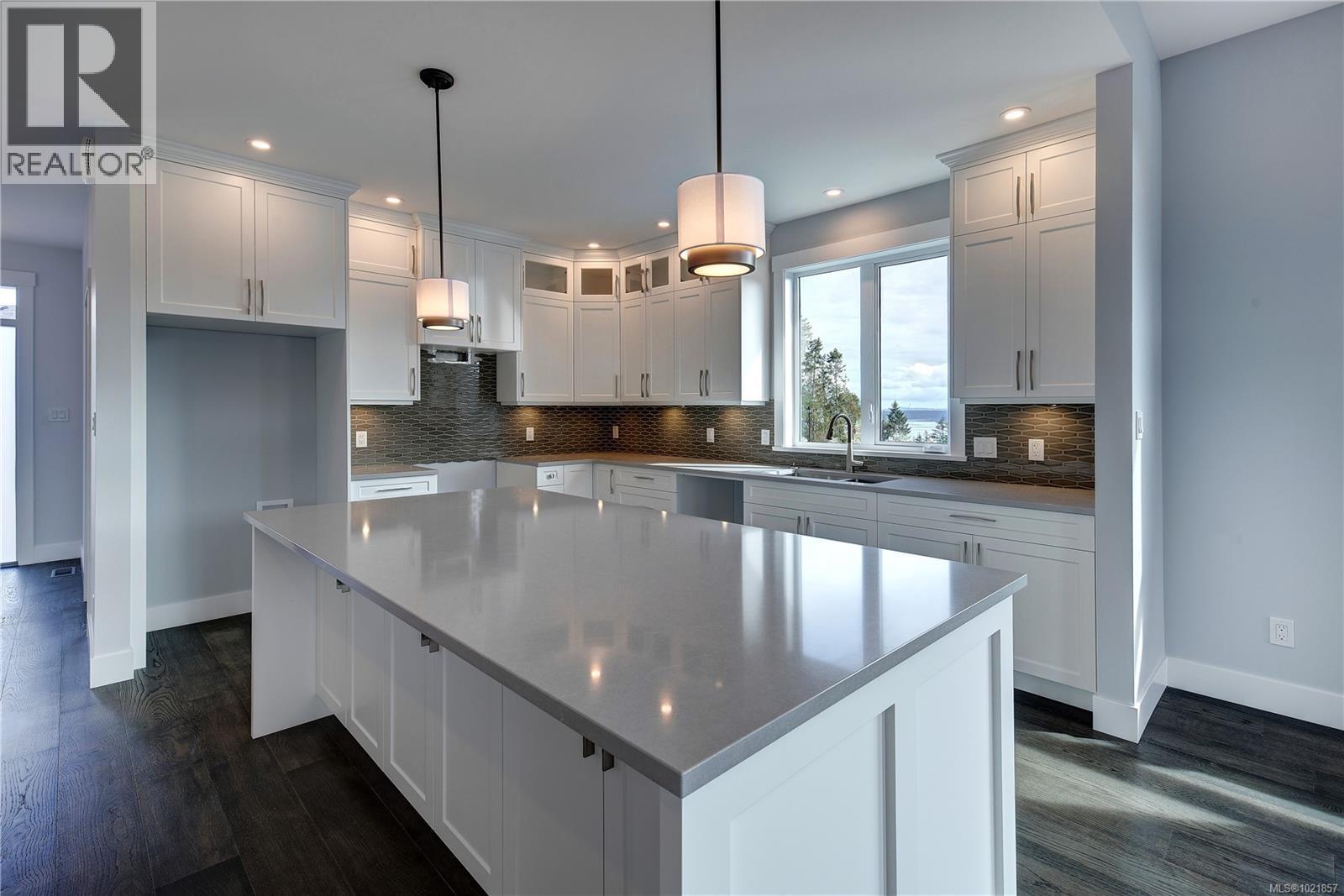 35 626 Farrell Rd, Ladysmith, BC - Indoor Photo Showing Kitchen With Upgraded Kitchen