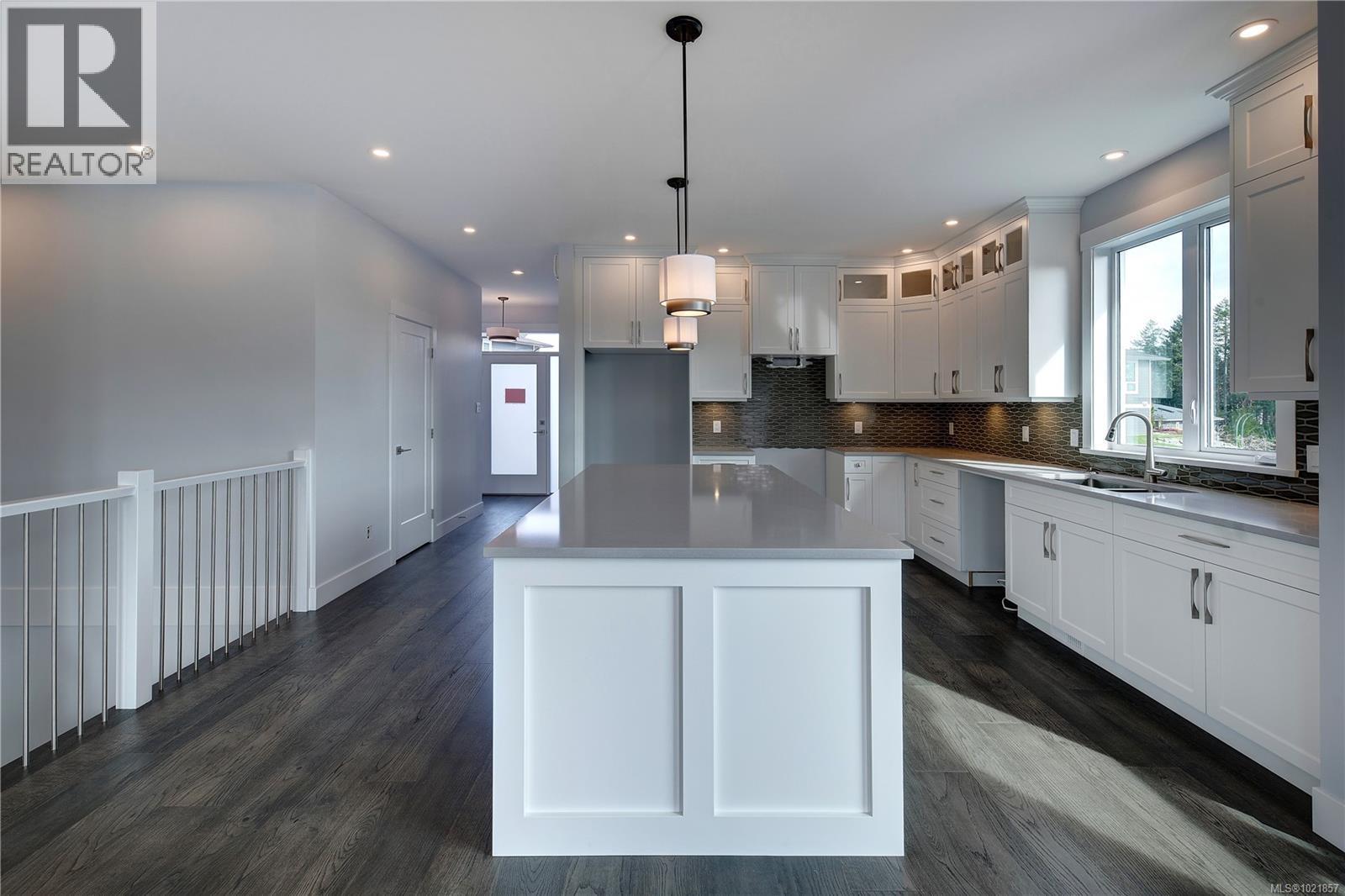35 626 Farrell Rd, Ladysmith, BC - Indoor Photo Showing Kitchen With Upgraded Kitchen