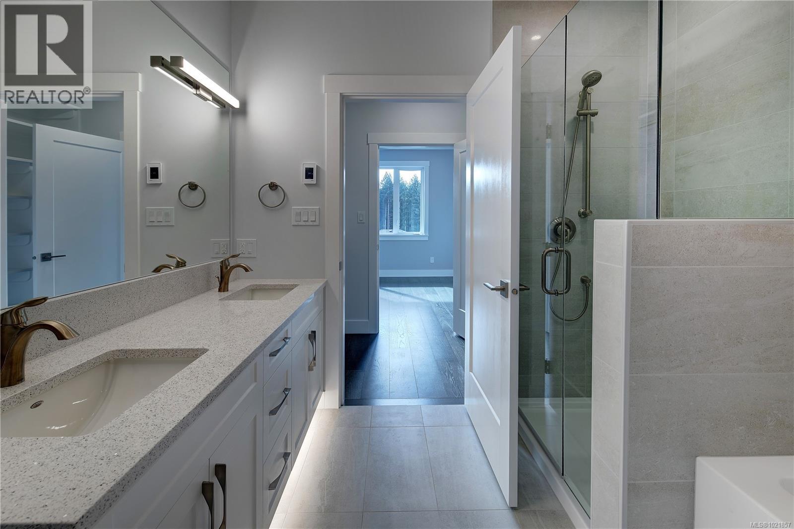 35 626 Farrell Rd, Ladysmith, BC - Indoor Photo Showing Bathroom