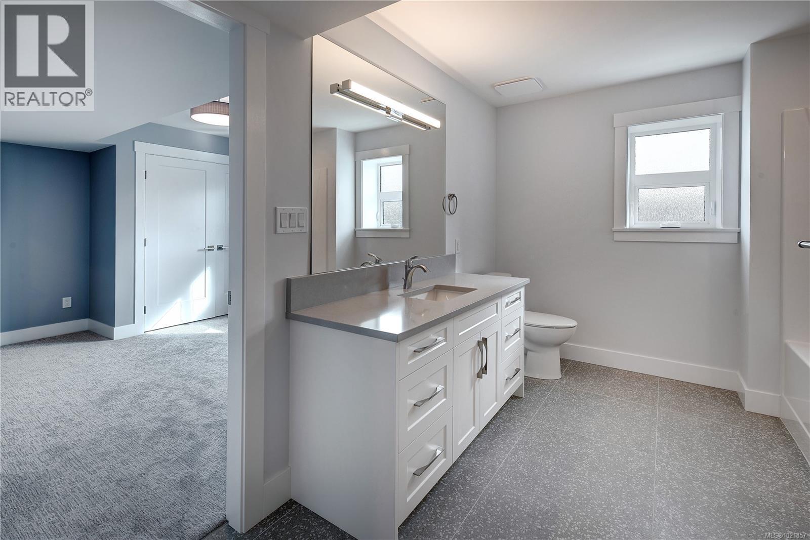 35 626 Farrell Rd, Ladysmith, BC - Indoor Photo Showing Bathroom