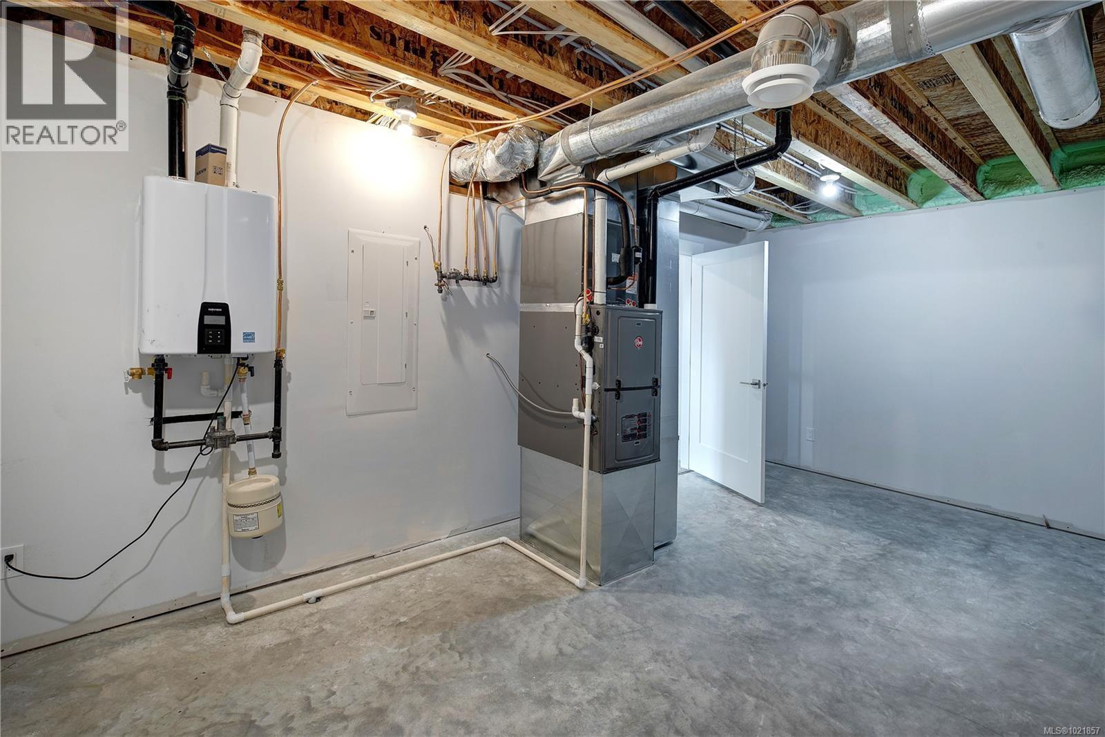 35 626 Farrell Rd, Ladysmith, BC - Indoor Photo Showing Basement