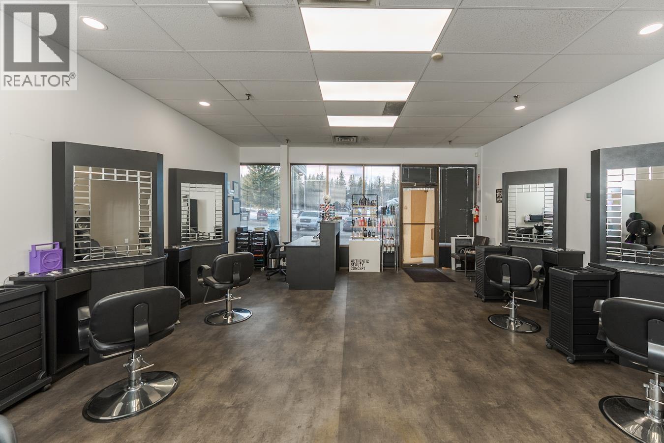 7082 Domano Boulevard, Prince George, BC