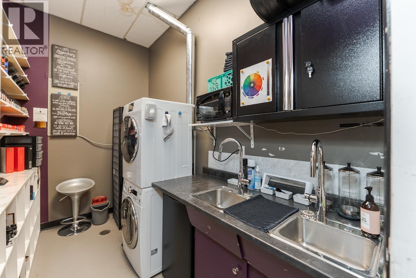 7082 Domano Boulevard, Prince George, BC