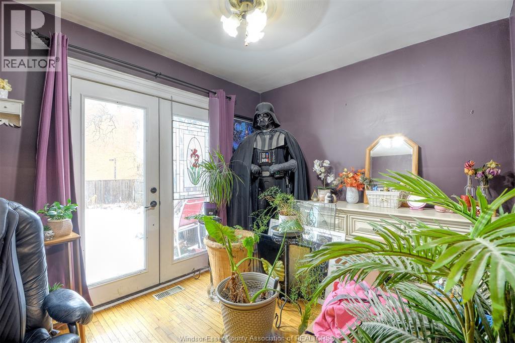 274 St Paul Avenue, Windsor, ON - Indoor