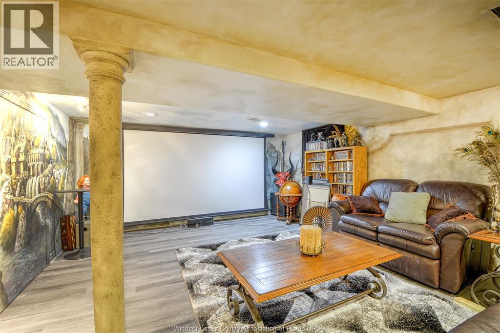 274 St Paul Avenue, Windsor, ON - Indoor