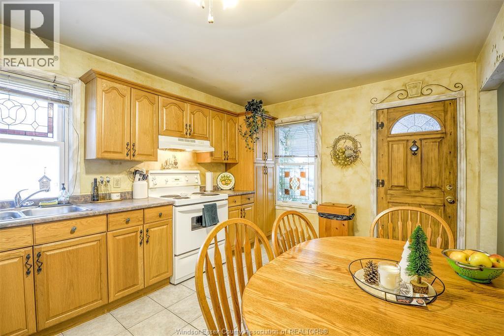 274 St Paul Avenue, Windsor, ON - Indoor