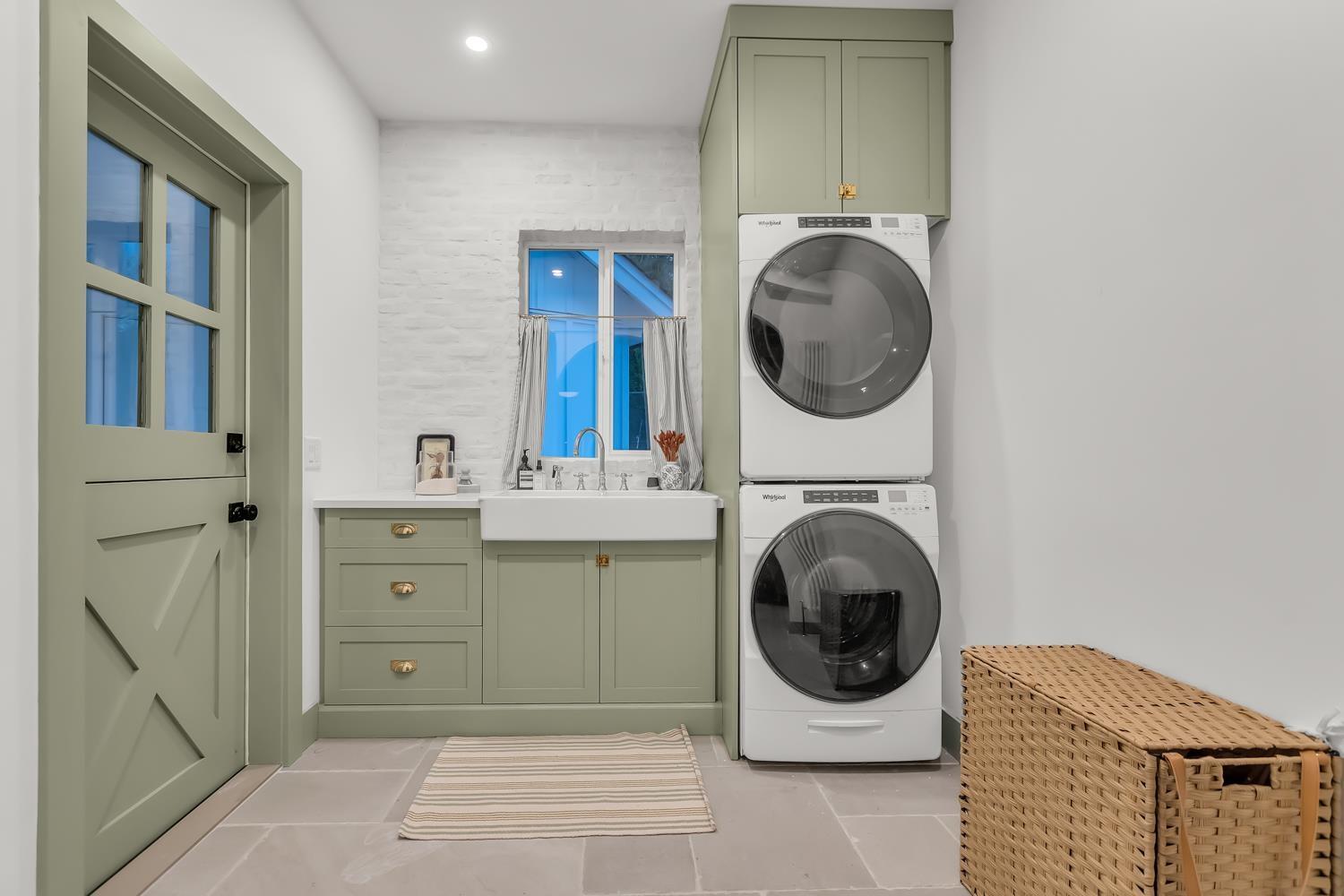 22085 86A Avenue, Langley, BC