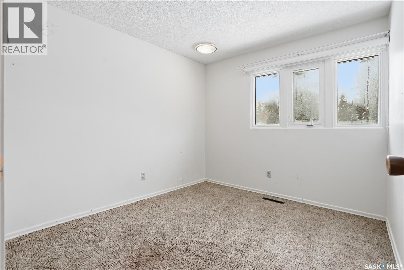 50 Rawson Crescent, Saskatoon, SK - Indoor Photo Showing Other Room