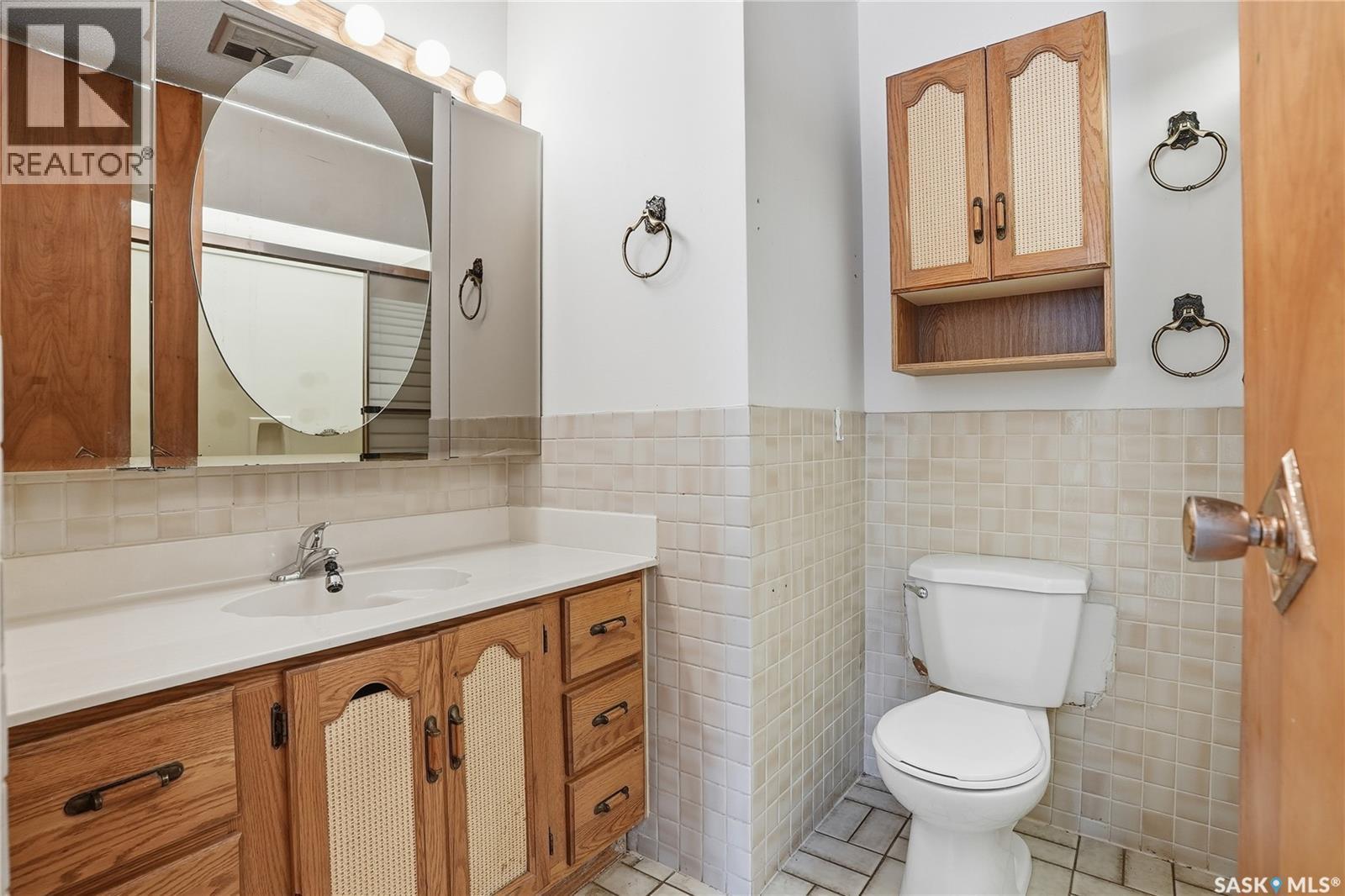 50 Rawson Crescent, Saskatoon, SK - Indoor Photo Showing Bathroom