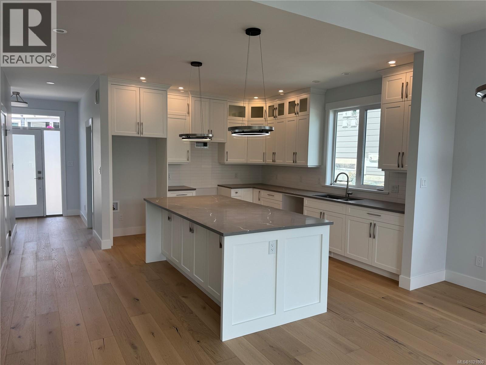 36 626 Farrell Rd, Ladysmith, BC - Indoor Photo Showing Kitchen