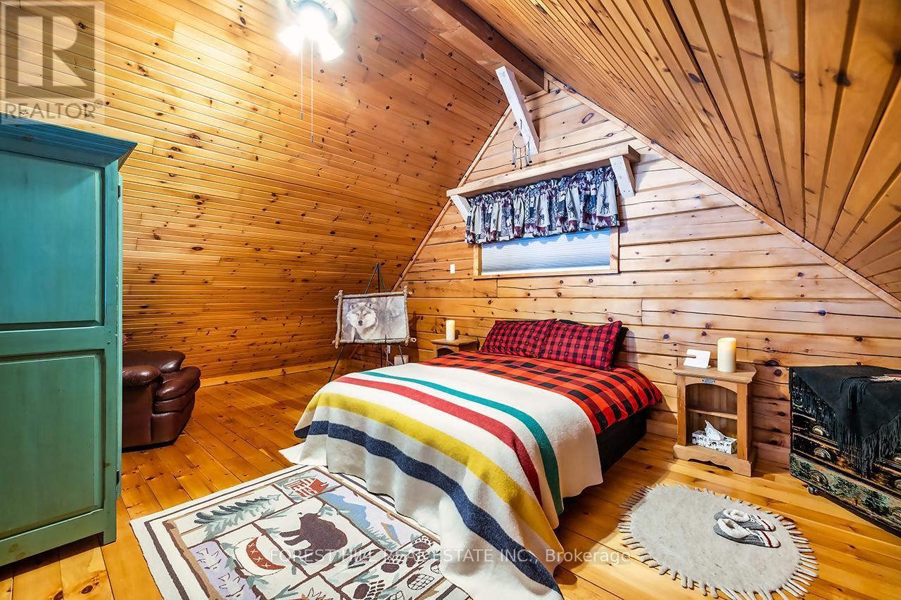 110 Westview Drive, Kawartha Lakes (Emily), ON - Indoor Photo Showing Bedroom