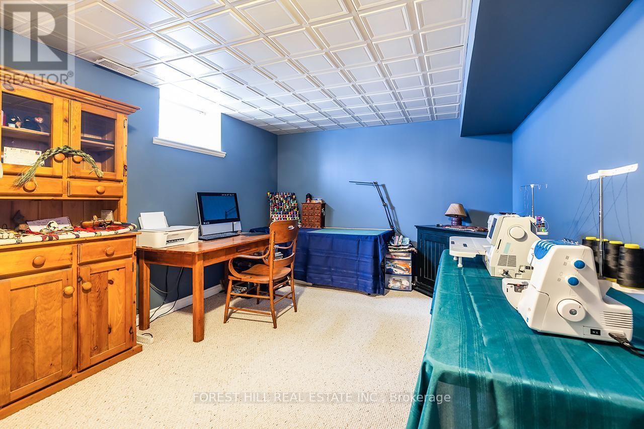 110 Westview Drive, Kawartha Lakes (Emily), ON - Indoor Photo Showing Other Room