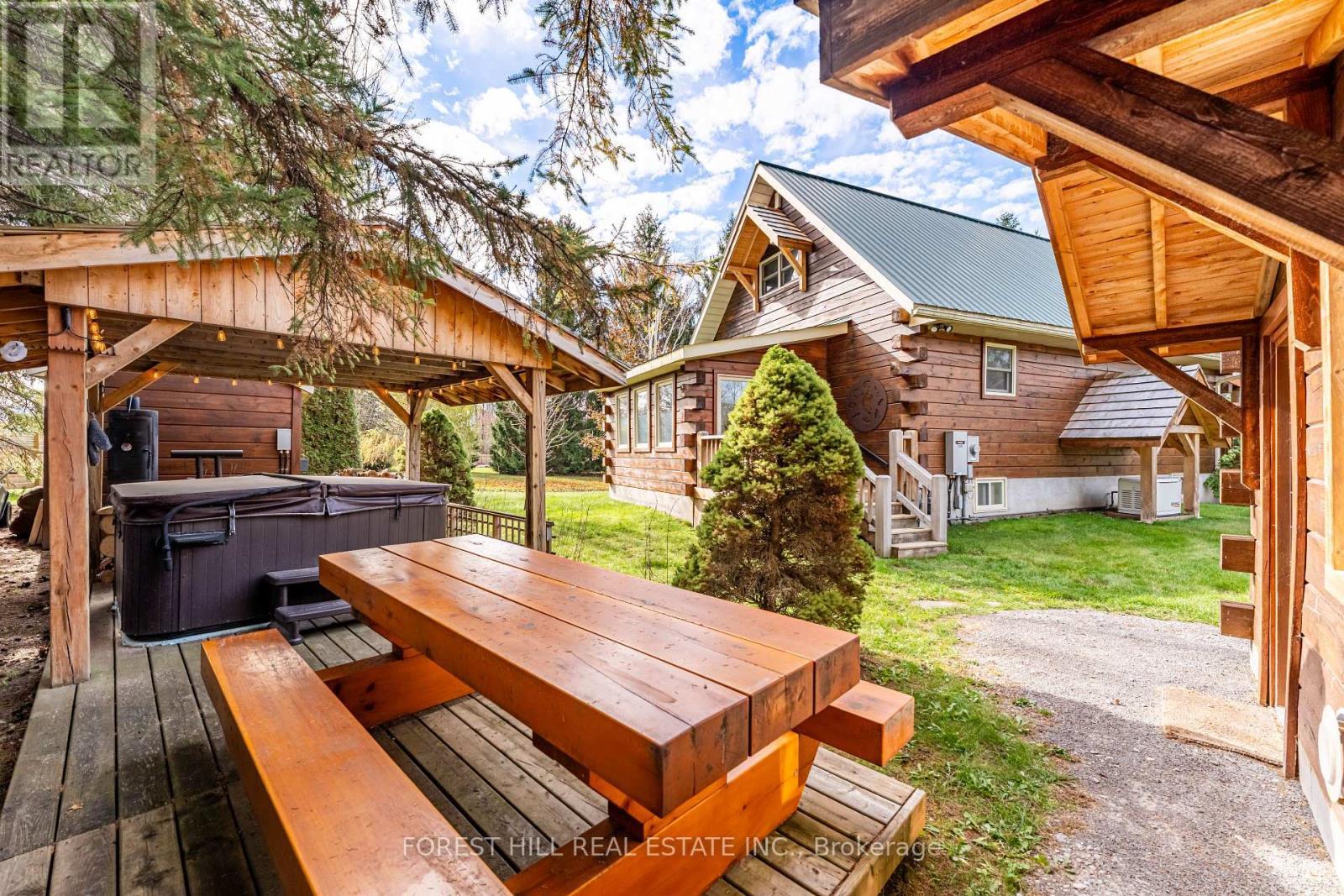 110 Westview Drive, Kawartha Lakes (Emily), ON - Outdoor With Deck Patio Veranda With Exterior