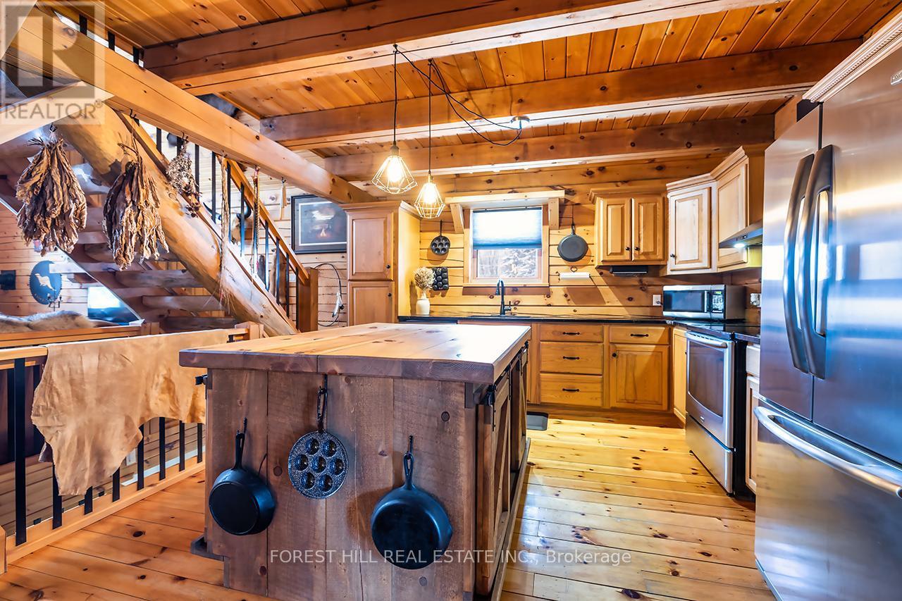 110 Westview Drive, Kawartha Lakes (Emily), ON - Indoor Photo Showing Kitchen