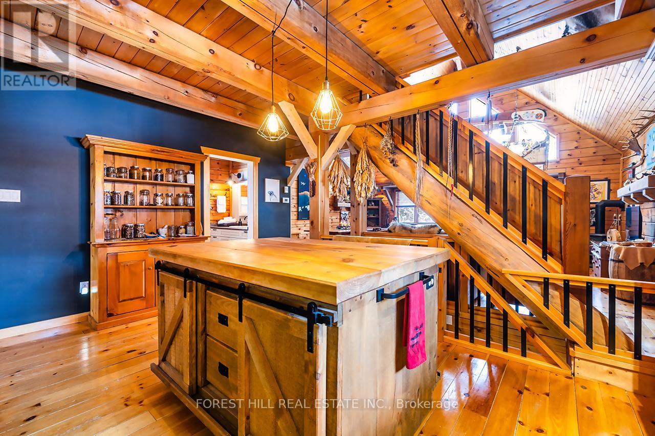 110 Westview Drive, Kawartha Lakes (Emily), ON - Indoor Photo Showing Other Room