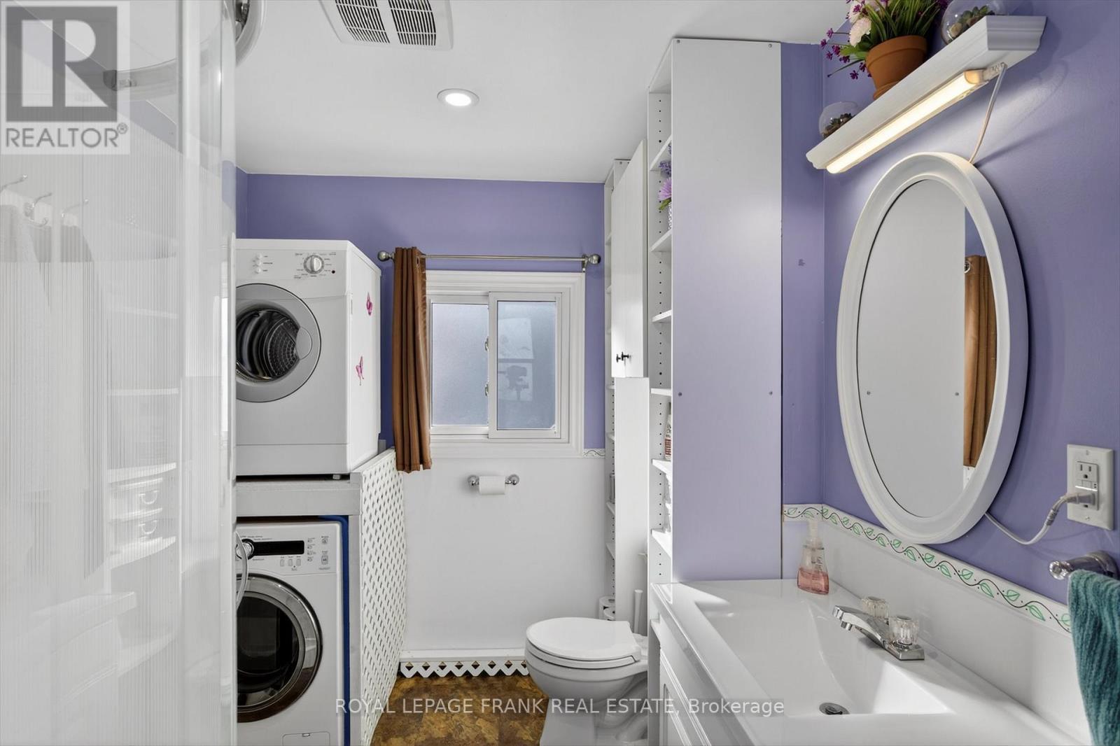 46B - 2244 Heritage Line, Otonabee-South Monaghan, ON - Indoor Photo Showing Laundry Room