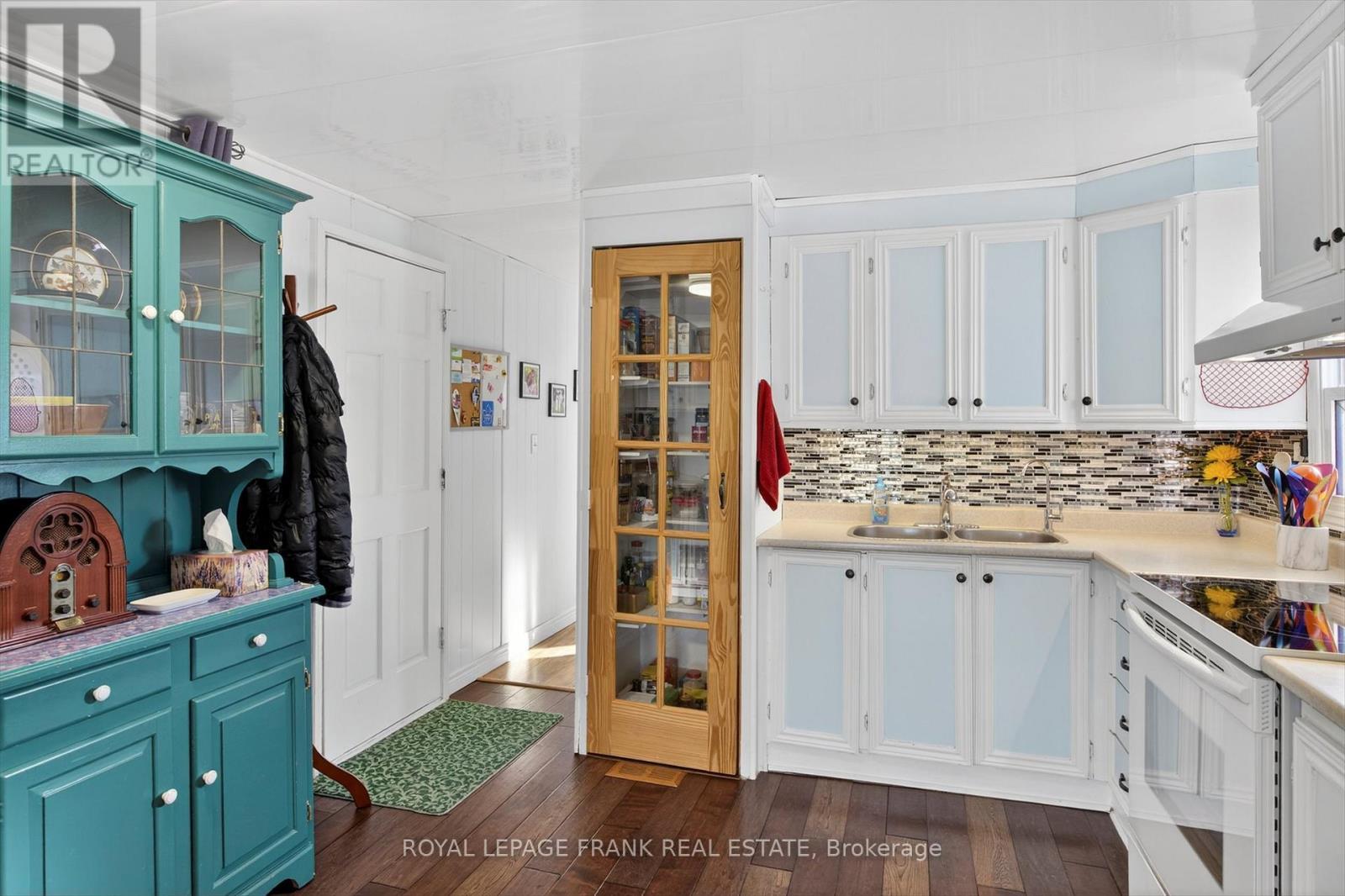 46B - 2244 Heritage Line, Otonabee-South Monaghan, ON - Indoor Photo Showing Kitchen With Double Sink