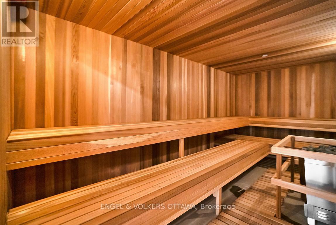 2107 - 199 Rideau Street, Ottawa, ON - Indoor Photo Showing Other Room