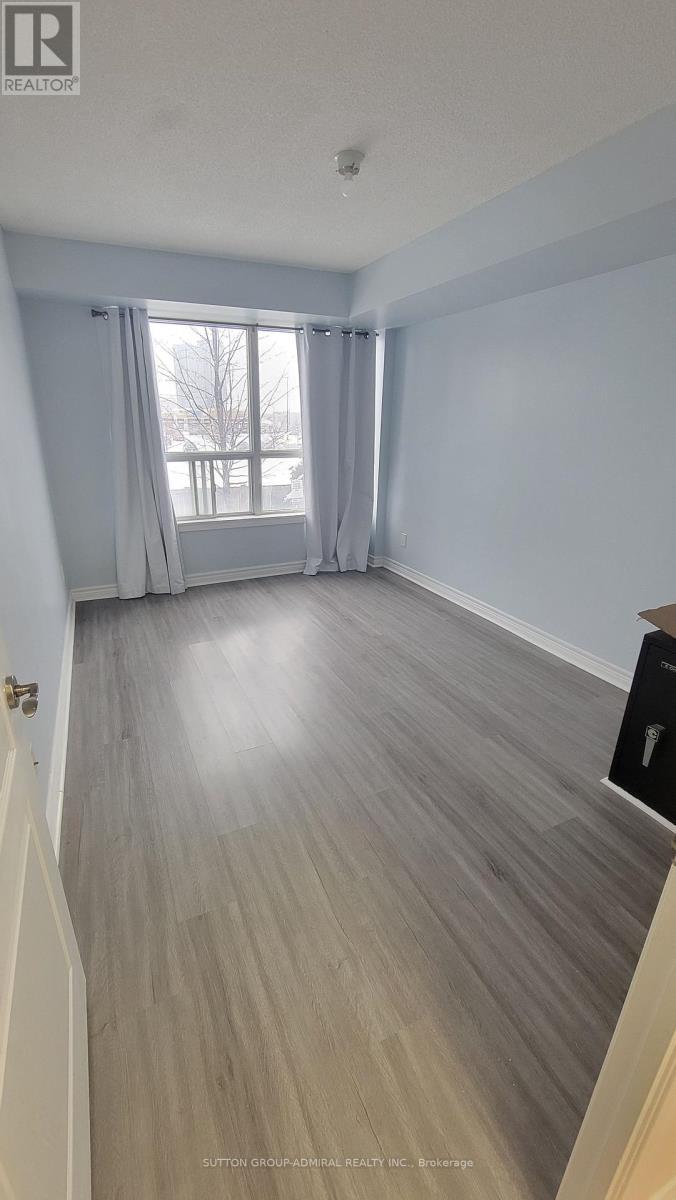 201 - 15 North Park Road, Vaughan, ON - Indoor Photo Showing Other Room